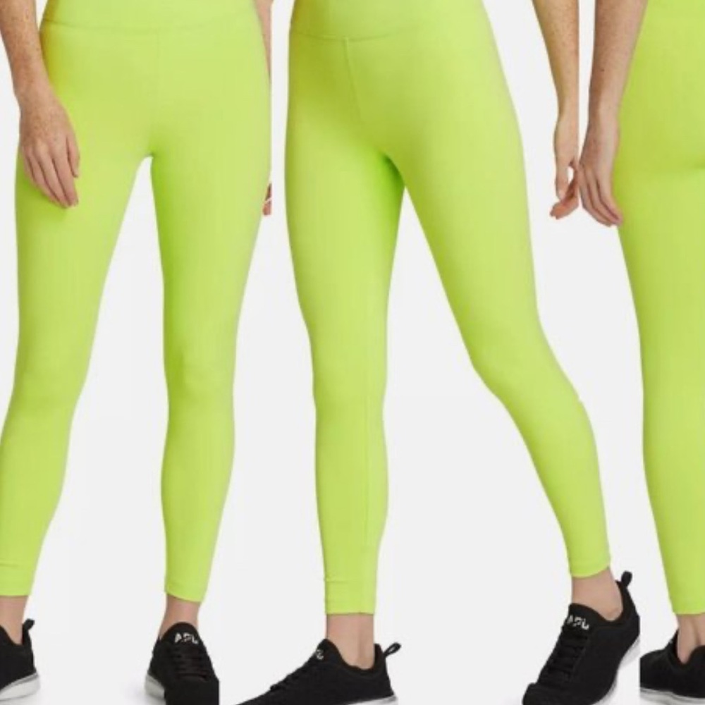 NWT: KORAL “black out high rise” legging in Citrina green Sz S